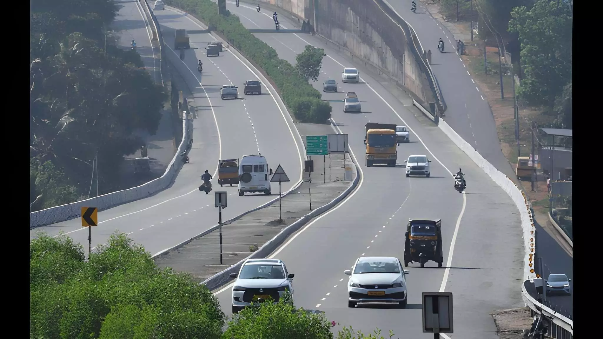 NHAI Invites ₹13.35-Crore Tender for Street Lighting on Kazhakkoottam–Karode Highway